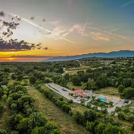 Pet Friendly In Gornja Prázdninový dům Slivnica
